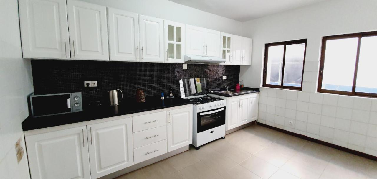 Kelly Guest House Praia Zewnętrze zdjęcie