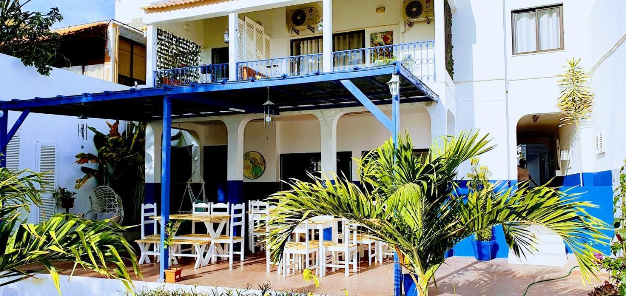 Kelly Guest House Praia Zewnętrze zdjęcie
