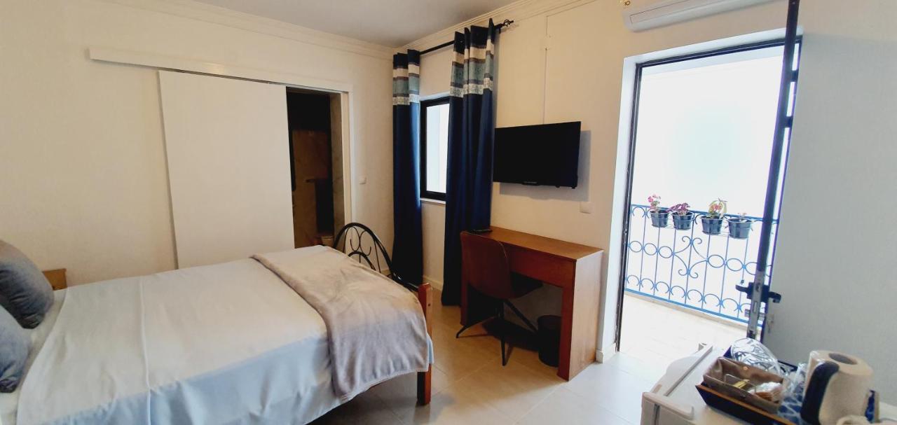 Kelly Guest House Praia Zewnętrze zdjęcie