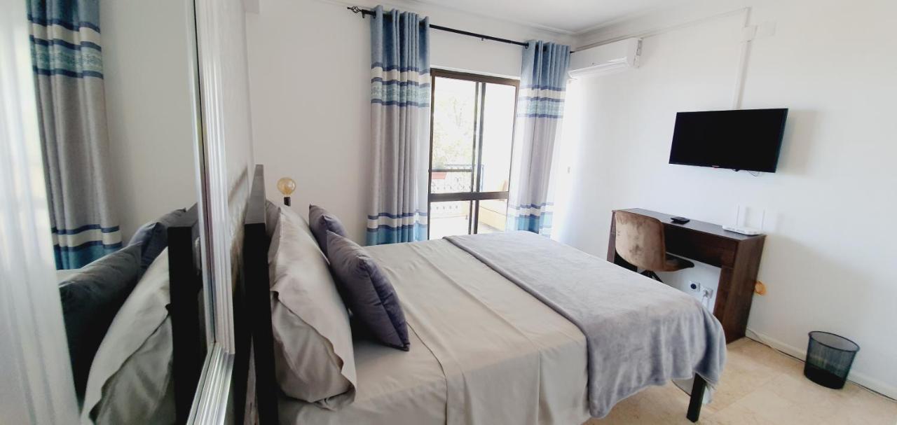 Kelly Guest House Praia Zewnętrze zdjęcie