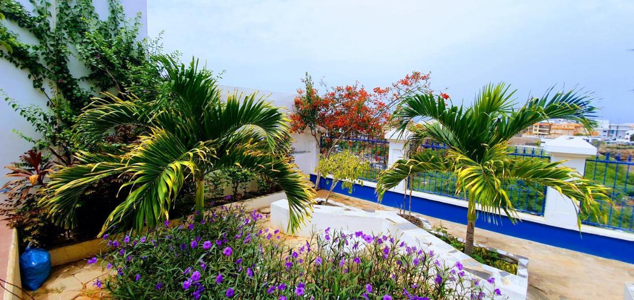 Kelly Guest House Praia Zewnętrze zdjęcie
