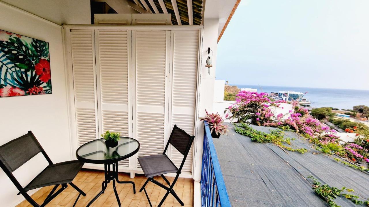Kelly Guest House Praia Zewnętrze zdjęcie